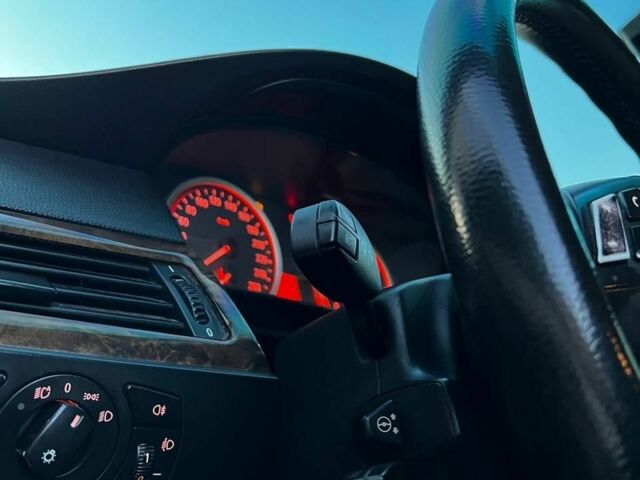 Синій БМВ 5 Серія, об'ємом двигуна 3 л та пробігом 430 тис. км за 6500 $, фото 10 на Automoto.ua