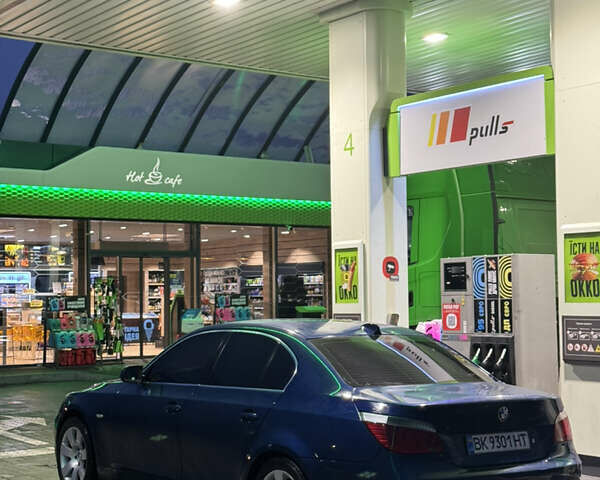 Синий БМВ 5 Серия, объемом двигателя 2.2 л и пробегом 388 тыс. км за 7500 $, фото 7 на Automoto.ua