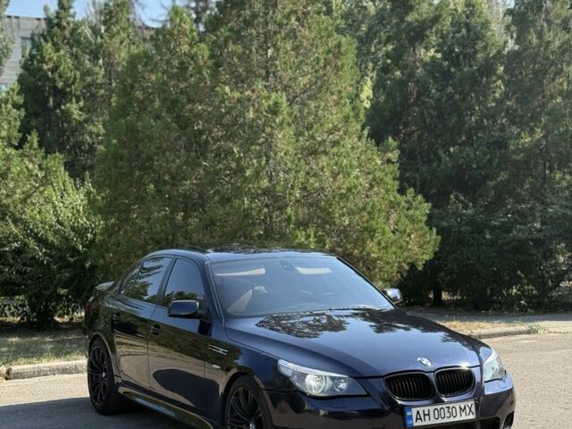 Синий БМВ 5 Серия, объемом двигателя 4.4 л и пробегом 356 тыс. км за 8500 $, фото 2 на Automoto.ua