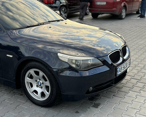 Синий БМВ 5 Серия, объемом двигателя 3 л и пробегом 302 тыс. км за 7700 $, фото 3 на Automoto.ua