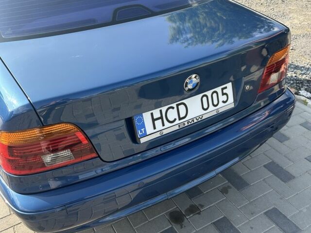 Синий БМВ 5 Серия, объемом двигателя 2.5 л и пробегом 350 тыс. км за 3500 $, фото 1 на Automoto.ua