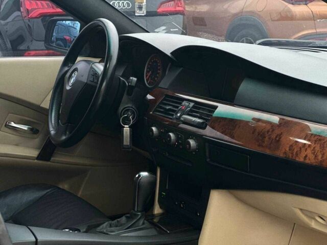 Синий БМВ 5 Серия, объемом двигателя 3 л и пробегом 379 тыс. км за 8490 $, фото 11 на Automoto.ua