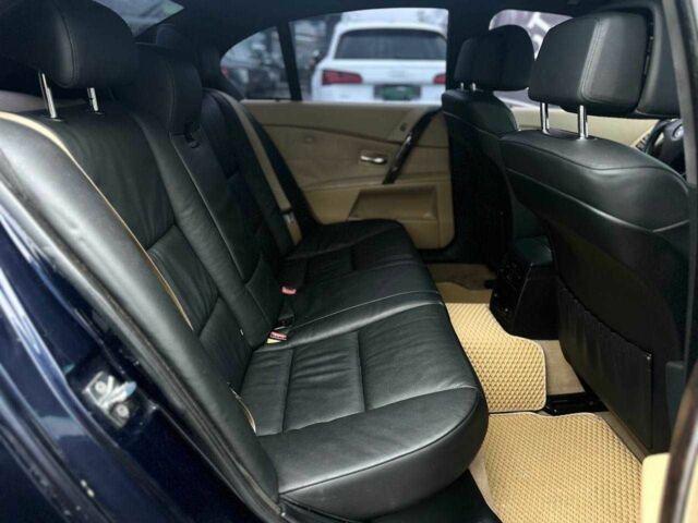 Синий БМВ 5 Серия, объемом двигателя 3 л и пробегом 379 тыс. км за 8490 $, фото 12 на Automoto.ua