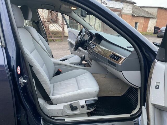 Синий БМВ 5 Серия, объемом двигателя 3 л и пробегом 393 тыс. км за 4200 $, фото 18 на Automoto.ua