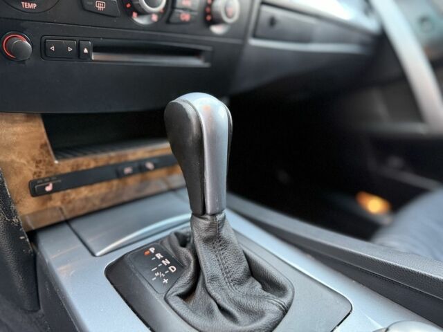 Синий БМВ 5 Серия, объемом двигателя 3 л и пробегом 368 тыс. км за 7450 $, фото 13 на Automoto.ua