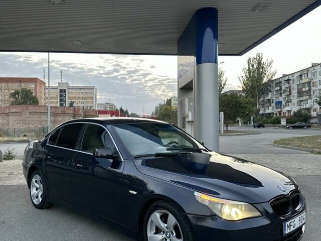 Синий БМВ 5 Серия, объемом двигателя 3 л и пробегом 408 тыс. км за 4700 $, фото 2 на Automoto.ua
