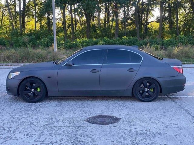 Синий БМВ 5 Серия, объемом двигателя 3 л и пробегом 379 тыс. км за 7890 $, фото 7 на Automoto.ua