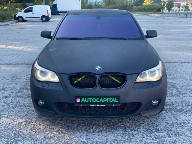 Синий БМВ 5 Серия, объемом двигателя 3 л и пробегом 379 тыс. км за 7890 $, фото 1 на Automoto.ua