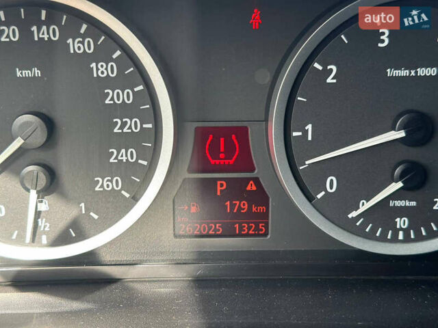 Синій БМВ 5 Серія, об'ємом двигуна 2.5 л та пробігом 262 тис. км за 6900 $, фото 36 на Automoto.ua