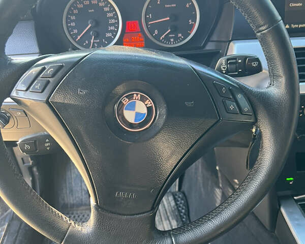 Синий БМВ 5 Серия, объемом двигателя 2.5 л и пробегом 349 тыс. км за 8300 $, фото 3 на Automoto.ua