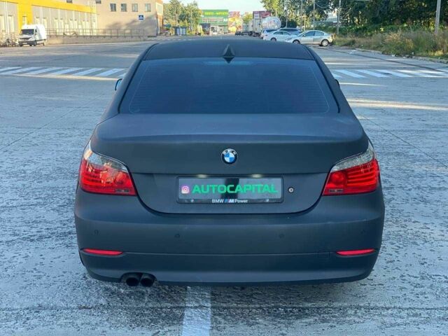 Синий БМВ 5 Серия, объемом двигателя 3 л и пробегом 379 тыс. км за 7890 $, фото 5 на Automoto.ua