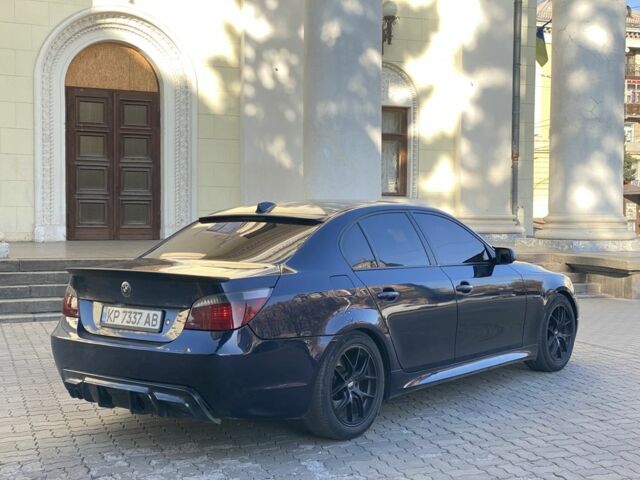 Синий БМВ 5 Серия, объемом двигателя 3 л и пробегом 300 тыс. км за 9500 $, фото 4 на Automoto.ua