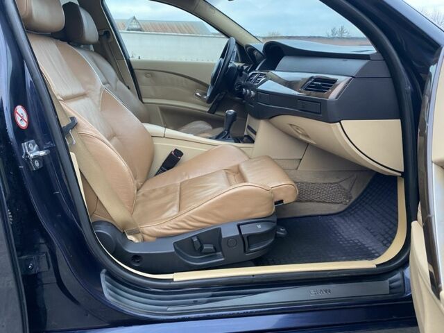 Синій БМВ 5 Серія, об'ємом двигуна 3 л та пробігом 400 тис. км за 4450 $, фото 14 на Automoto.ua