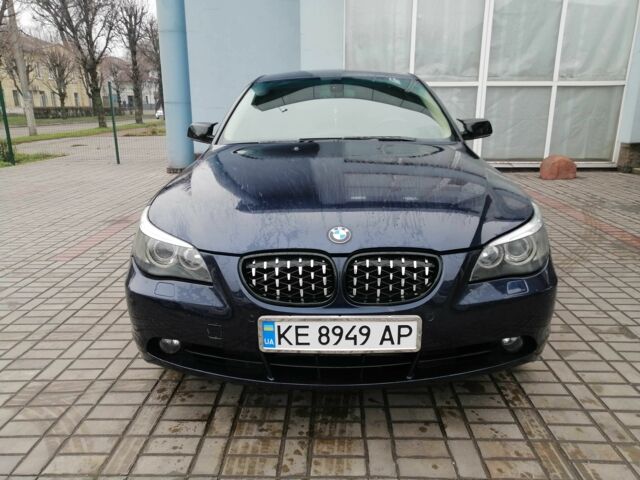 Синий БМВ 5 Серия, объемом двигателя 3 л и пробегом 200 тыс. км за 5950 $, фото 1 на Automoto.ua