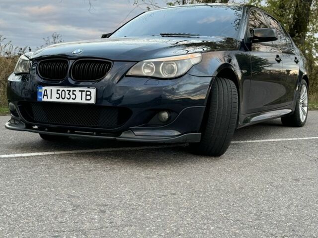 Синій БМВ 5 Серія, об'ємом двигуна 3 л та пробігом 315 тис. км за 13700 $, фото 3 на Automoto.ua