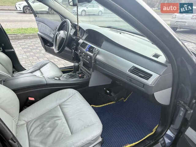 Синій БМВ 5 Серія, об'ємом двигуна 2.5 л та пробігом 306 тис. км за 5999 $, фото 15 на Automoto.ua
