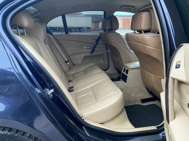 Синій БМВ 5 Серія, об'ємом двигуна 3 л та пробігом 400 тис. км за 4450 $, фото 17 на Automoto.ua