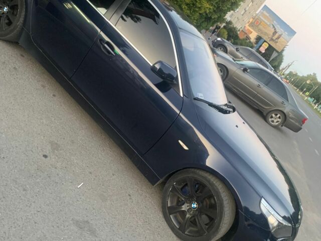 Синій БМВ 5 Серія, об'ємом двигуна 3 л та пробігом 430 тис. км за 4288 $, фото 2 на Automoto.ua