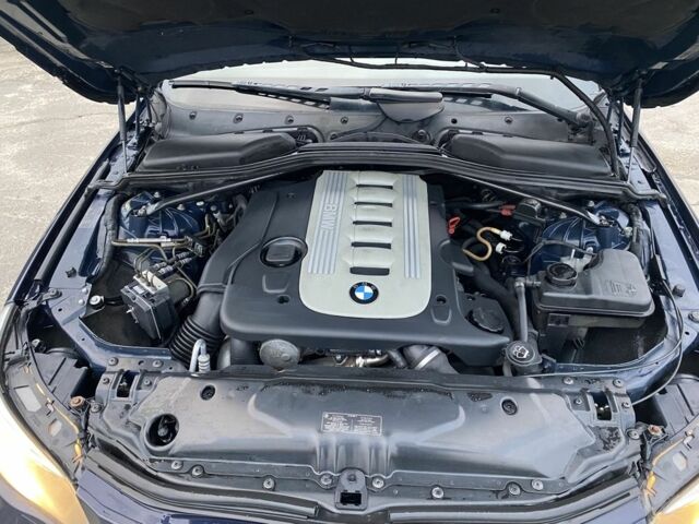 Синій БМВ 5 Серія, об'ємом двигуна 3 л та пробігом 400 тис. км за 4450 $, фото 21 на Automoto.ua