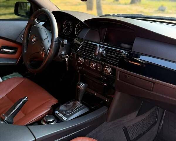 Синий БМВ 5 Серия, объемом двигателя 3 л и пробегом 375 тыс. км за 11000 $, фото 17 на Automoto.ua
