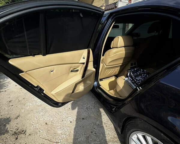 Синій БМВ 5 Серія, об'ємом двигуна 3 л та пробігом 282 тис. км за 8500 $, фото 11 на Automoto.ua