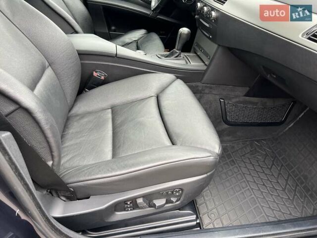 Синій БМВ 5 Серія, об'ємом двигуна 3 л та пробігом 337 тис. км за 9750 $, фото 35 на Automoto.ua