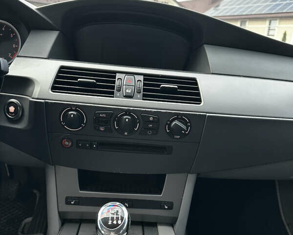 Синій БМВ 5 Серія, об'ємом двигуна 2.5 л та пробігом 354 тис. км за 6700 $, фото 17 на Automoto.ua