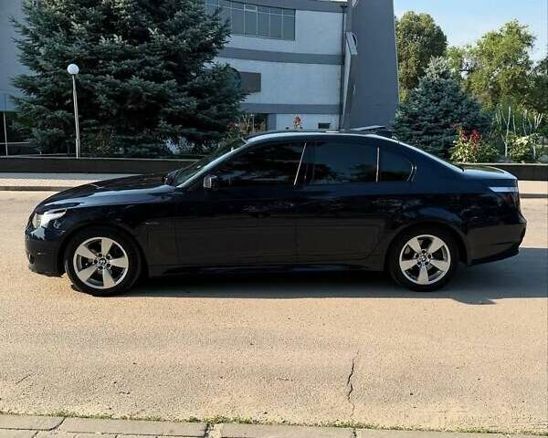 Синий БМВ 5 Серия, объемом двигателя 3 л и пробегом 375 тыс. км за 11000 $, фото 3 на Automoto.ua