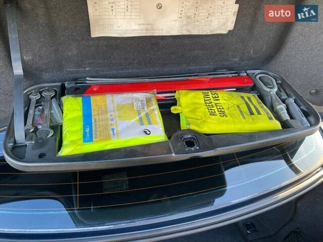 Синий БМВ 5 Серия, объемом двигателя 2.5 л и пробегом 400 тыс. км за 8150 $, фото 30 на Automoto.ua