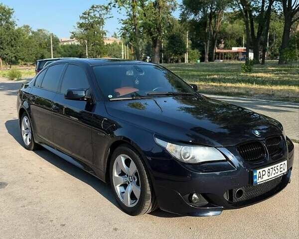 Синий БМВ 5 Серия, объемом двигателя 3 л и пробегом 375 тыс. км за 11000 $, фото 4 на Automoto.ua