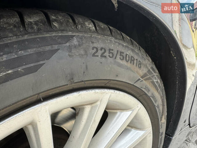 Синій БМВ 5 Серія, об'ємом двигуна 3 л та пробігом 282 тис. км за 8500 $, фото 19 на Automoto.ua