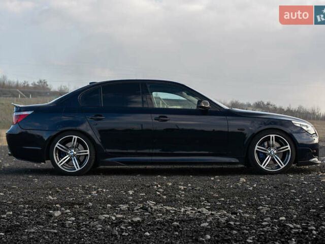 Синий БМВ 5 Серия, объемом двигателя 3.5 л и пробегом 250 тыс. км за 13000 $, фото 41 на Automoto.ua