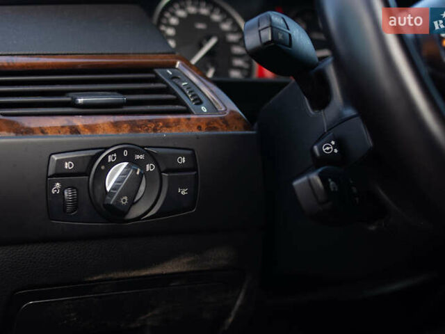 Синий БМВ 5 Серия, объемом двигателя 3.5 л и пробегом 250 тыс. км за 13000 $, фото 51 на Automoto.ua