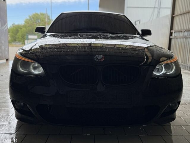 Синий БМВ 5 Серия, объемом двигателя 2 л и пробегом 287 тыс. км за 6500 $, фото 5 на Automoto.ua