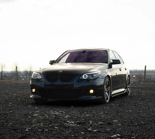 Синий БМВ 5 Серия, объемом двигателя 3.5 л и пробегом 250 тыс. км за 13000 $, фото 29 на Automoto.ua