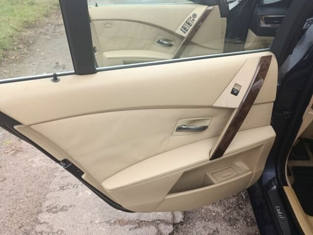 Синий БМВ 5 Серия, объемом двигателя 3 л и пробегом 400 тыс. км за 5500 $, фото 15 на Automoto.ua