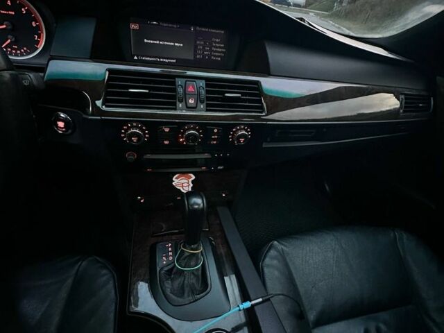 Синий БМВ 5 Серия, объемом двигателя 3 л и пробегом 777 тыс. км за 6999 $, фото 7 на Automoto.ua