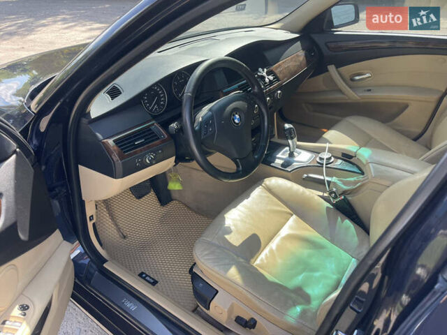 Синий БМВ 5 Серия, объемом двигателя 2.5 л и пробегом 256 тыс. км за 8700 $, фото 11 на Automoto.ua