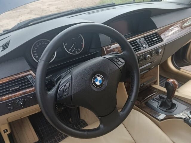 Синий БМВ 5 Серия, объемом двигателя 3 л и пробегом 400 тыс. км за 5500 $, фото 16 на Automoto.ua