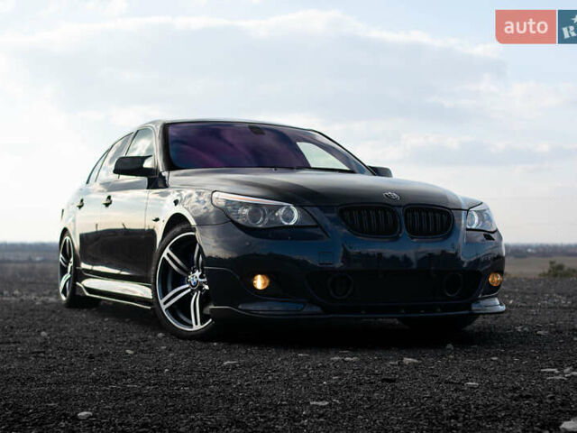 Синий БМВ 5 Серия, объемом двигателя 3.5 л и пробегом 250 тыс. км за 13000 $, фото 24 на Automoto.ua