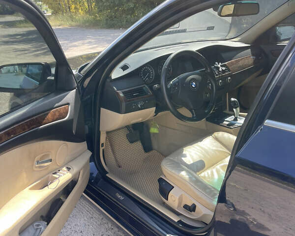 Синий БМВ 5 Серия, объемом двигателя 2.5 л и пробегом 256 тыс. км за 8700 $, фото 12 на Automoto.ua