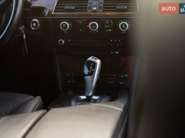 Синий БМВ 5 Серия, объемом двигателя 3.5 л и пробегом 250 тыс. км за 13000 $, фото 43 на Automoto.ua