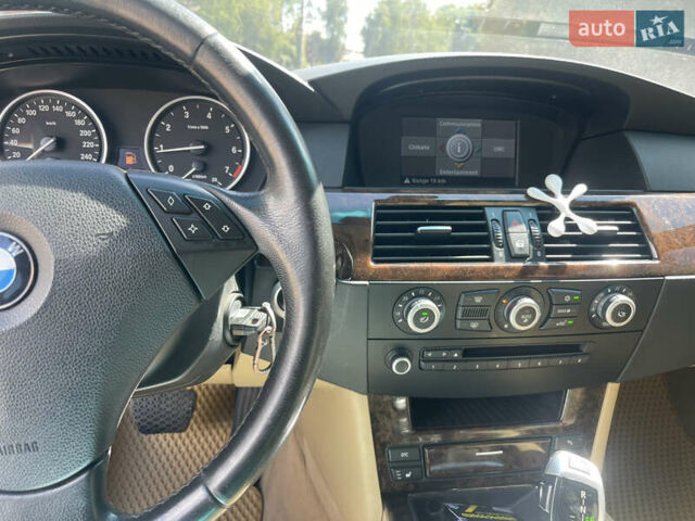 Синий БМВ 5 Серия, объемом двигателя 2.5 л и пробегом 256 тыс. км за 8700 $, фото 15 на Automoto.ua