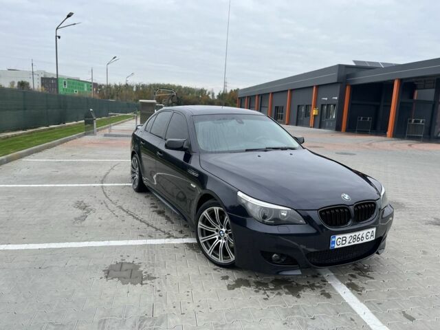 Синий БМВ 5 Серия, объемом двигателя 3 л и пробегом 380 тыс. км за 10000 $, фото 4 на Automoto.ua