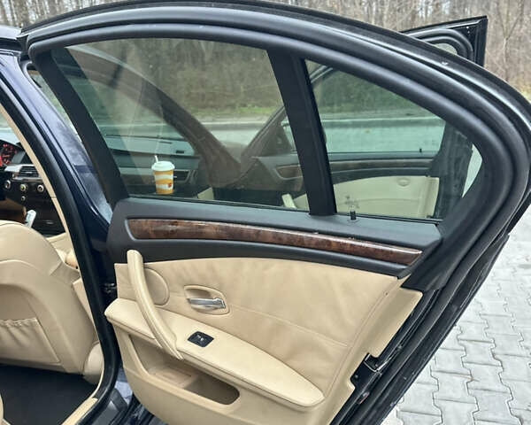 Синий БМВ 5 Серия, объемом двигателя 2.99 л и пробегом 440 тыс. км за 12500 $, фото 40 на Automoto.ua