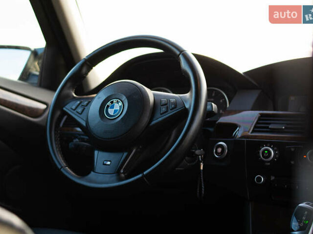 Синий БМВ 5 Серия, объемом двигателя 3.5 л и пробегом 250 тыс. км за 13000 $, фото 48 на Automoto.ua