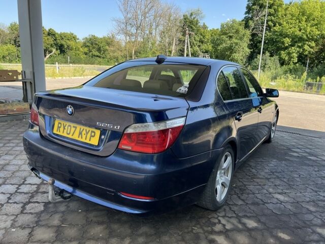 БМВ 5 Серия 2007 в Чернигове на Automoto.ua Синий БМВ 5 Серия, объемом двигателя 3 л и пробегом 411 тыс. км за 4000 $, фото 6 на Automoto.ua