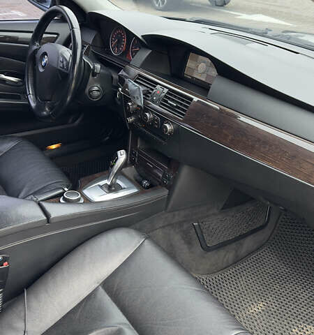 Синій БМВ 5 Серія, об'ємом двигуна 2.5 л та пробігом 265 тис. км за 11000 $, фото 13 на Automoto.ua