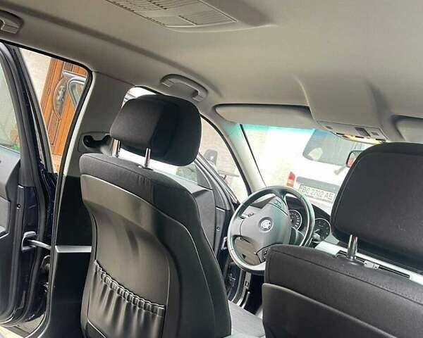 Синій БМВ 5 Серія, об'ємом двигуна 2.5 л та пробігом 299 тис. км за 10000 $, фото 12 на Automoto.ua