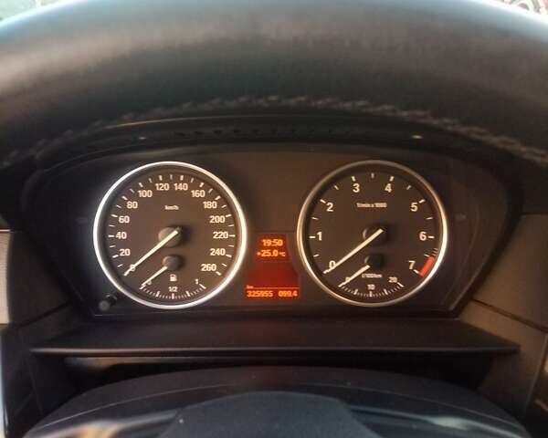 Синий БМВ 5 Серия, объемом двигателя 2.5 л и пробегом 320 тыс. км за 8099 $, фото 13 на Automoto.ua